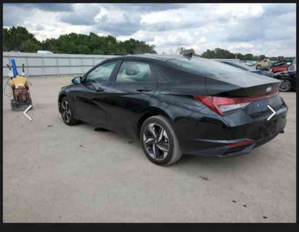 السلام عليكم للبيع النترا 23رقم بغداد بسمي ماشية 56 وارد امريكي محرك  2000 دوش  بدون حادث السيارة ليبل واحد داخلة كلين بيهة بارد ماشر علي صبغ فقط بل دواسة واضح بل صور السونر موجود داخل الصور كير محرك مكفولات السعر 155 قفل قفل قفل للاستفسار الاتصال على ***********
