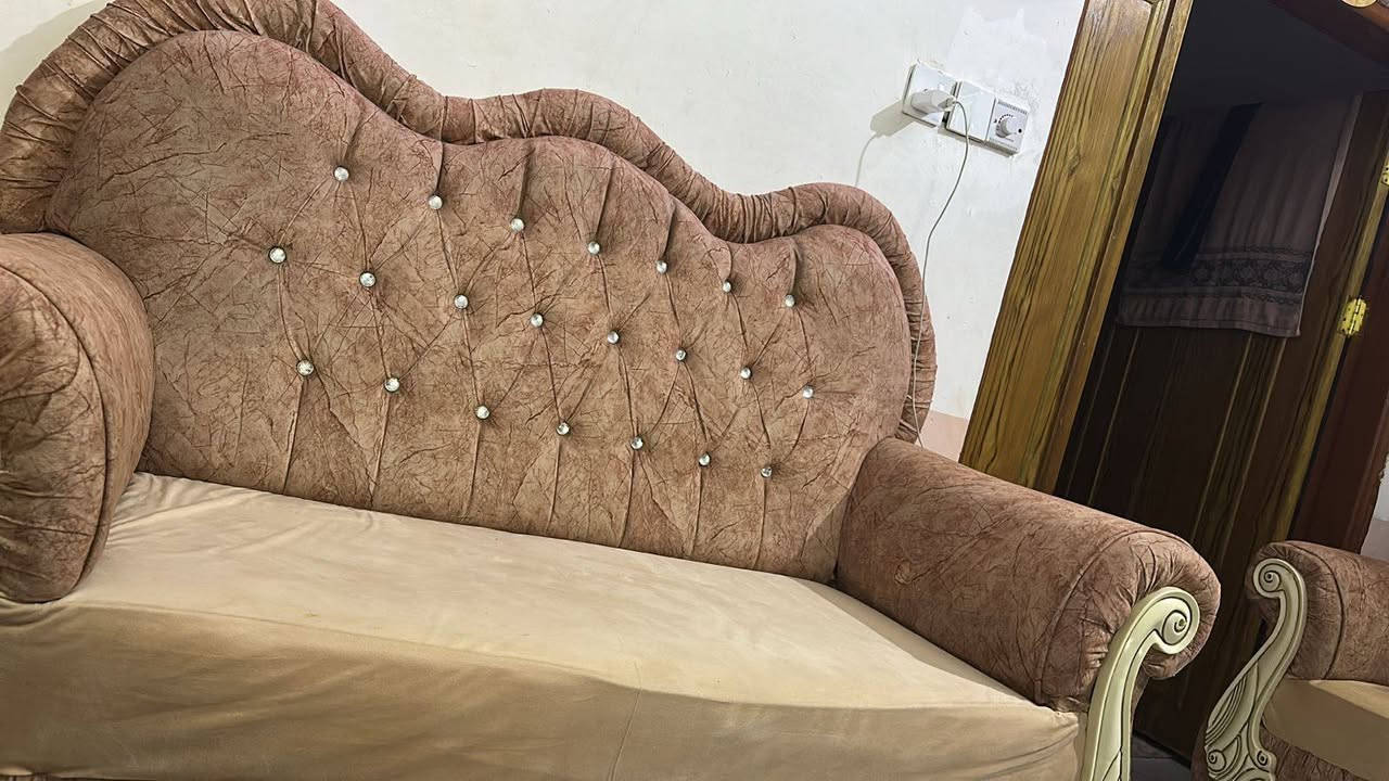 تخم مستعمل للبيع السعر ١٧٠
كربلاء المقدسة الجاير 
***********
