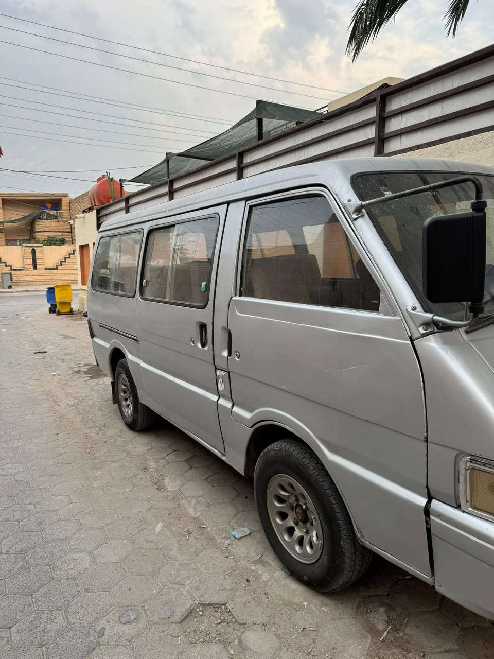 سلام عليكم كيه بسته امحول رقمه حمل السياره نضيفه امداور ثاني يوم انريد امداور مكاني نجف***********
