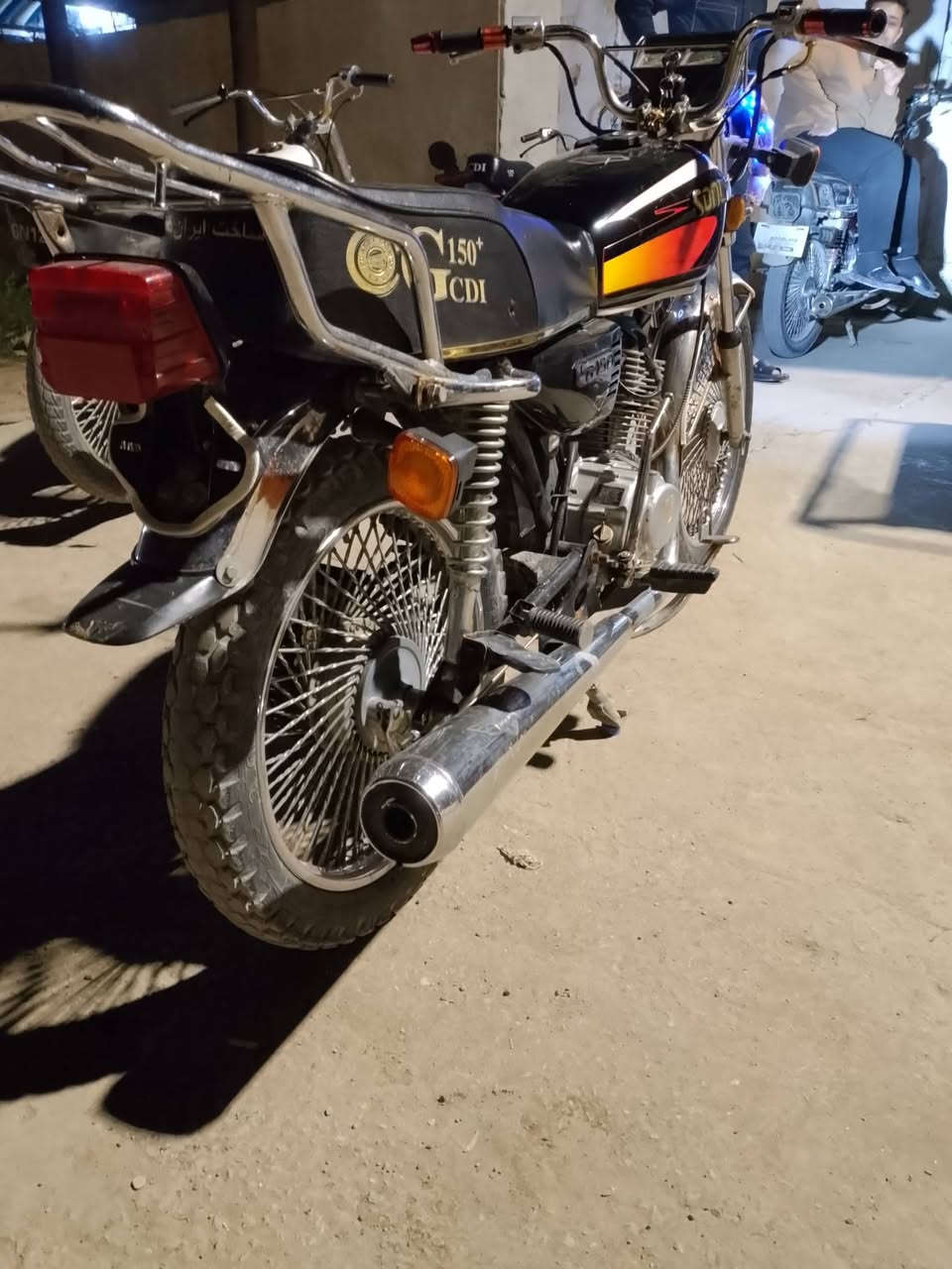 السلام عليكم دراجة لبيع تايكر 2020 المكان بعقوبة السعر 350 وبيه مجال بيه اوراق الرقم ***********
