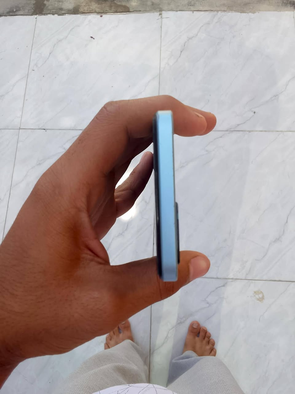 للبيع جهاز OPPO A77S ذاكرة 128 عشوائية 8 جهاز مكفول من الفتح و تصليح و اي خلل جهاز نحيف وز خفيف شاشة كبيرة مناسبة للعاب 60 فريم جهاز فقط بي فطرين بل شاشة ولا مئثرات ولا بينات شرط لفحس كامرة 50 مكة بكسل كلش حلوة صورتة سعر 175الف بي مجال للشراي 

بيع#مراوس #


**إذا كنت صاحب هذا الإعلان وتريد حذفه لأي سبب، رجاءا أرسل رسالة إلى الدعم الفني**