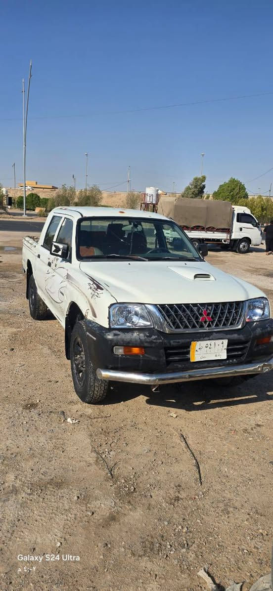 بيكم متسوبيشي موديل الفين 4 فورويل شقال  السعر 50 بيه مجال المكان البصره القرنه
***********

