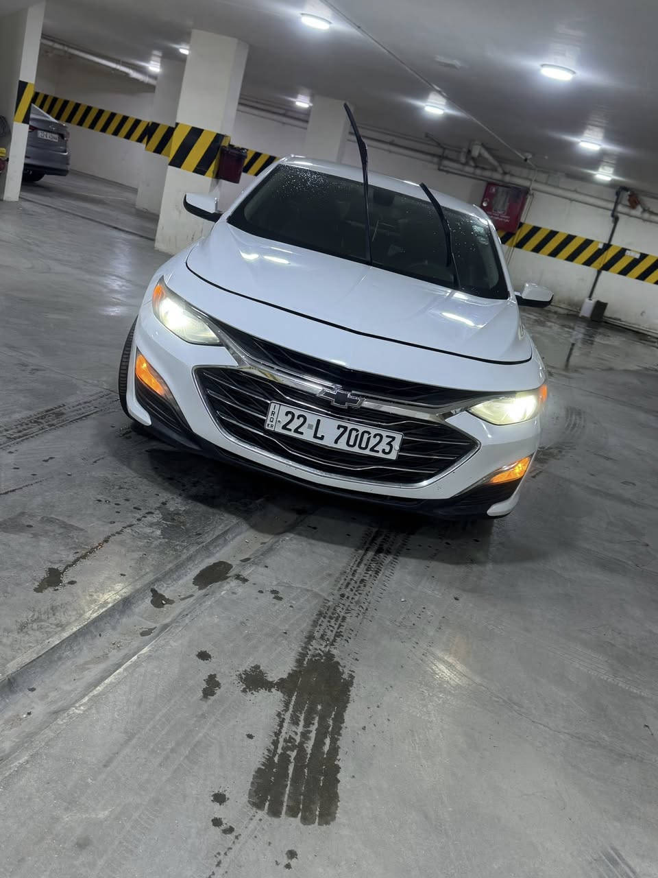 للبيع - شيفروليه ماليبوRs موديل 2021
المواصفات:

 • المحرك: 1.5 لتر تيربو (1500 CC)

 • ناقل حركة أوتوماتيك

 • فئة Rs

 • تشغيل بصمة + دخول ذكي

 • شاشة لمس 8 إنش

 • كاميرا خلفية

 • تشغيل عن بعد

 • بلوتوث + USB + أبل كاربلاي / أندرويد أوتو

 • مكيف أوتوماتيك

 • مصابيح LED نهارية

السيارة رقم اربيل 

السعر 127 وبيها مجال بسيط 

مكاني بغداد الدورة  
***********
