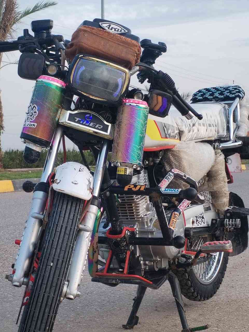 سلام عليكم
دراجة للبيع موديل 2024 سولنك باب اول مختم كل مكان وزن ثقيل على يدامه مثل ما واضح
منفيس موجود دراجه ميعوزها برغي.. مكان موصل تلكيف رقم بي وتساب(( ***********)) خابرني وعيوني لك
