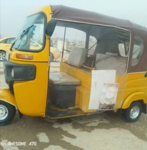 تكتك 2021 نضيفه وحلوه رقم نكلزي وهزه جديده كامله كل نقص ما بيه السعر 7 وبيه مجال مكان قضاء النصر رقم *********** تصل نضافه فول
