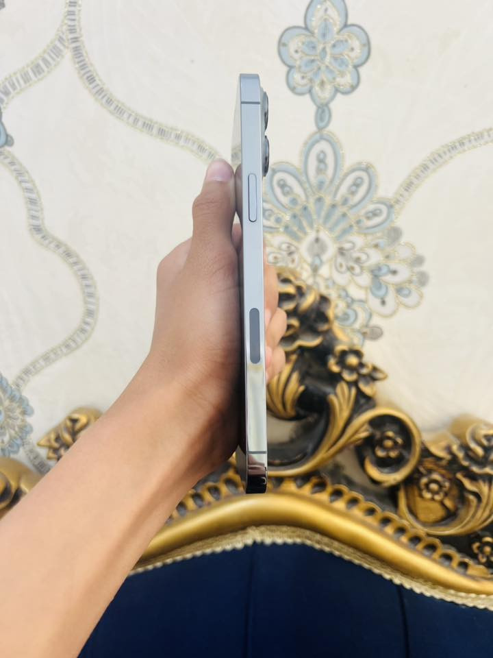 سلام عليكم أيفون 13 برو ماكس ‏لونه مميز البحري
‏ ذاكرة 256 بطارية 86 بلادية الجهاز كله بلادي كفالة عامة شرطة الفحص وين ما يعجبك وتر بروف الجهاز أخوي جديد معنى كلمة نظافة 100% 100 شخط واحد ما أبي كامل ملحقات المكان الناصرية المركز***********
