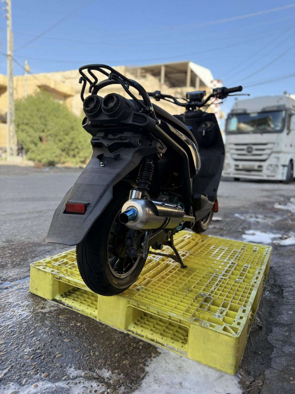 السلام عليكم 
دراجه سكنس جبلي(لبيع)
دراجه بلاديه وما نقص اي شي بيه
شوفت عينك الدراجه 
الاستفسار عل دراجه 
***********
