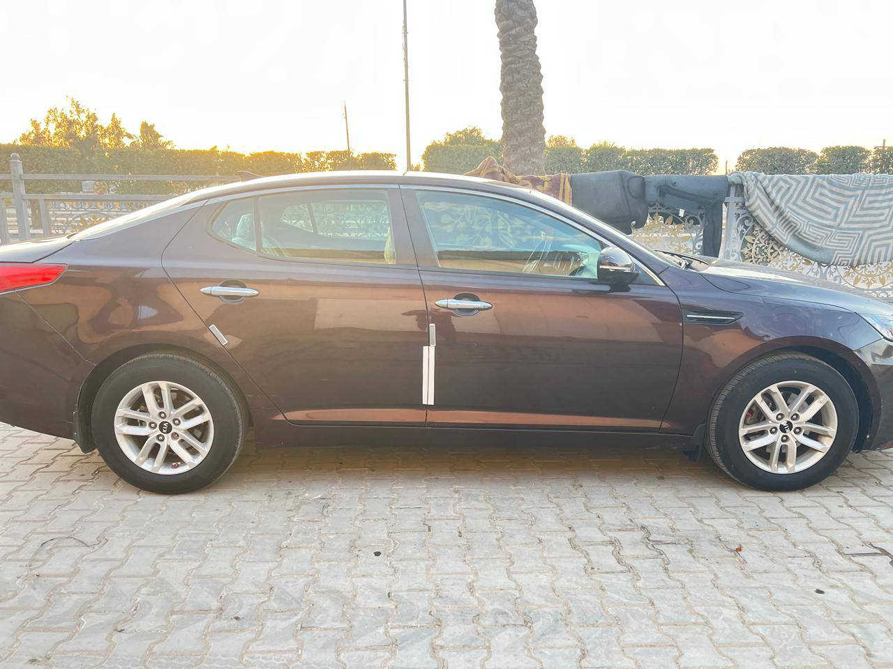 السلام عليكم اوبتمه ٢٠١١ بيه جاملغ خلفي وقبق جنطه بدون دواخل نص فول مكينه جيتي اي نقص مابيه السياره خير من الله السعر ٩٥ مكان محموديه  الرقم *********** بغداد, العراق
