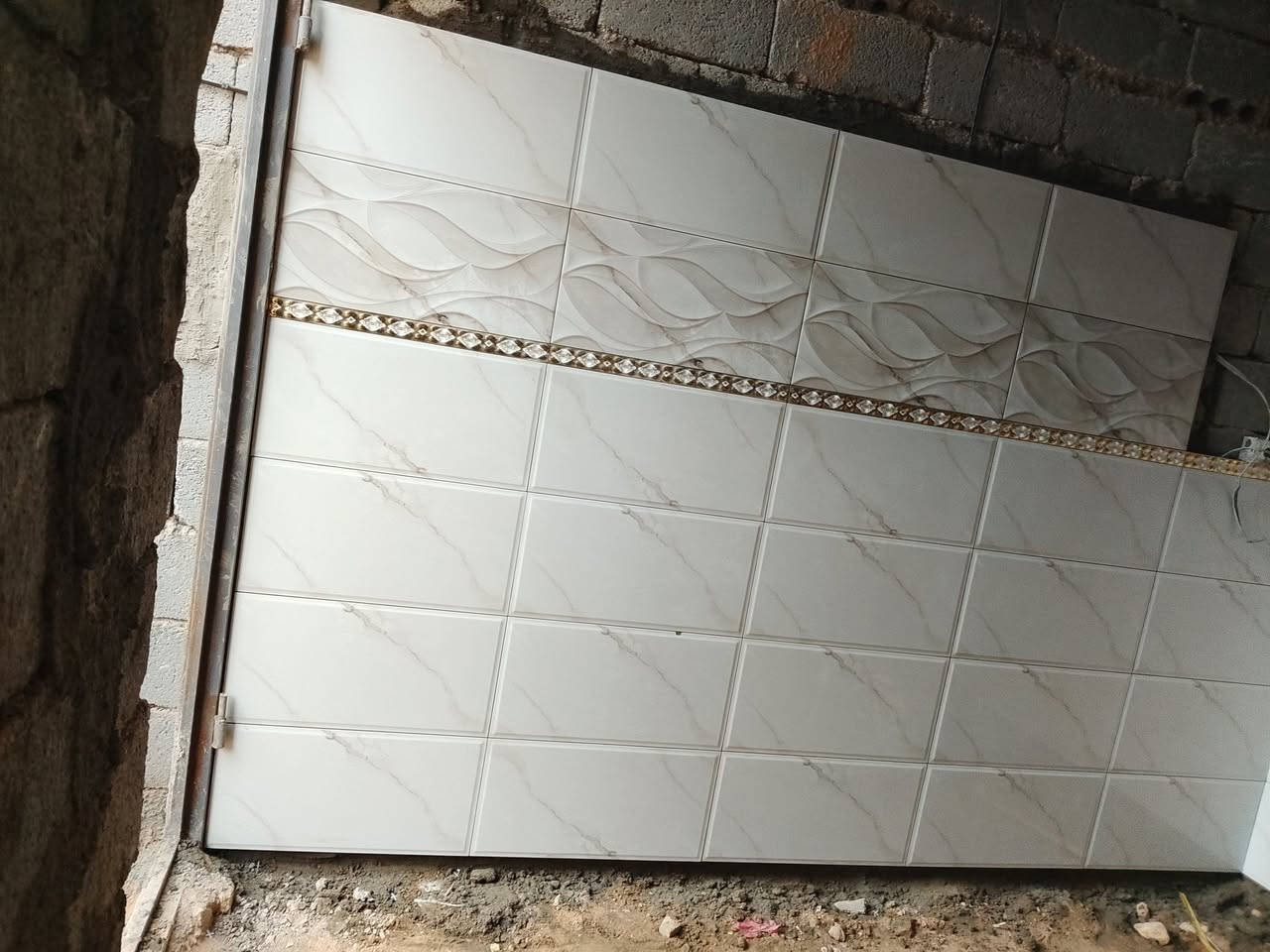 سلاح عليكم خلفه سيراميك  ارضي جداري باسعار مناسبه جدا ليزر كبان *********** /***********. يوجد وتساب. تساهل مع  الحالته ماديه ضعيفه. دقه بل عمال الاتزام بل مواعيد
