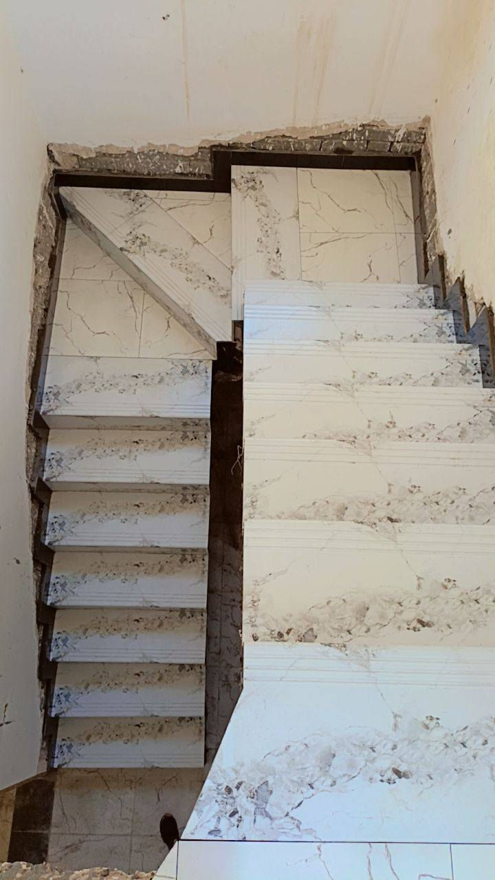 خلفه سيراميك وبورسلين جدار وارضيه ومرمر وكاشي ودروج وألواح مدينة الصدر واسعار مناسبه متفرغ حاليا ***********
