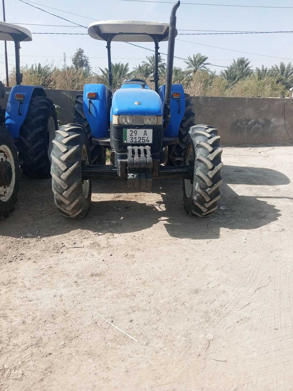 سلام عليكم مكينة نيهولند لبيع موديل 15 لمكينة جاهز محرك كير شرط كرهبايات كلة شغالة جهاز لرفع شرط تخم تاير جديد رقم واسط نكليزي بسمي لعنوان ديوانية لمهناوية ول ستفسار علة لرقم ***********
***********
