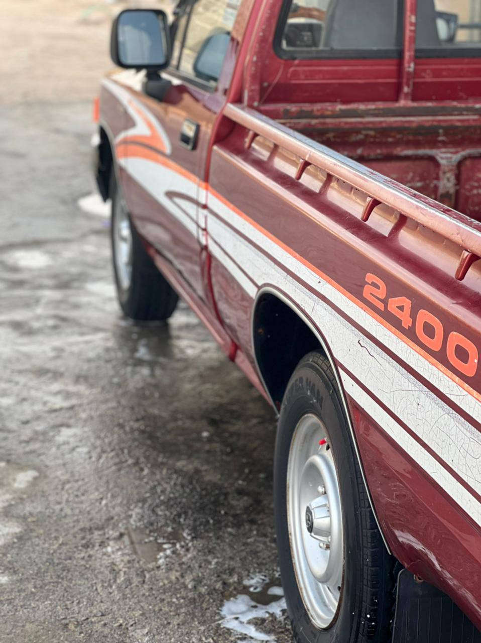 سلام عليكم بيكم موديل 1992 سياره بلاديه وضع شركه ألون أحمر مكينه تنقص سياره مال جناي رقم دوانيه بسمي تحويل ثاني يوم مكاني بصره‏‪***********‬‏
