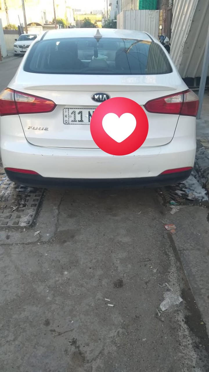 السلام عليكم فورتي البيع موديل ٢٠١٥وارد امريكي حادثه جاملغ وبنيد 110بيه مجال مراوس حسب القناعه ***********
