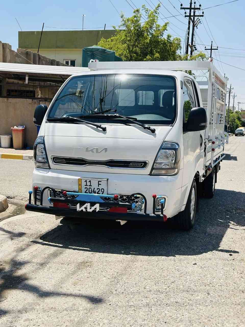 سلام عليكم كيا للبيع موديل 2024 رقم بغداد بسمي تحويل ثاني يوم ماشيه 48حقيقي بيها طخه بصيطه بل بجم سياره مشالله جاهزه ماناقصها شي  ال سعر 146وبيها مجال للشراي مو شراي لاتعبني مكاني كركوك ***********
