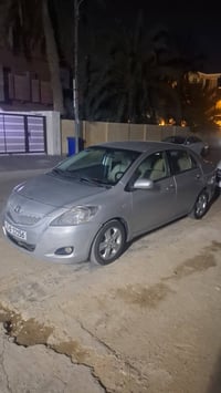 يارس 2007 صبغ حزام بدون حادث باسمي رقم بغداد ب 75 وبيه مجال بغداد الغز...