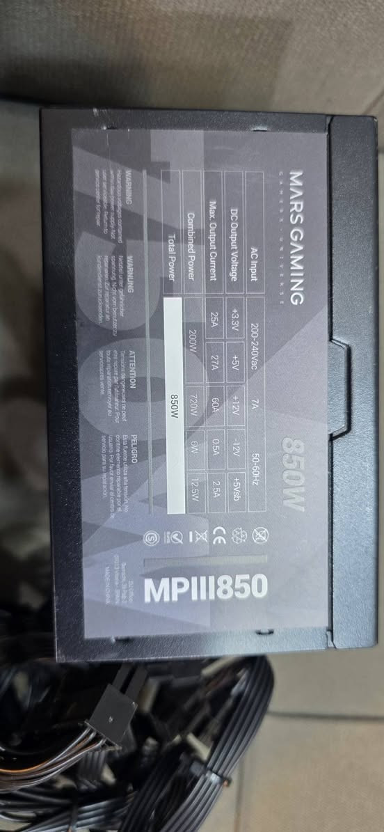 🔌 للبيع باور سبلاي 850 واط — جديد 🔥
باور سبلاي من شركة Mars Gaming موديل MPIII850
قدرة حقيقية 850W 💪 

✔️ جديد 100% (ما مستخدم نهائياً)
✔️ فقط بدون كارتون
✔️ مناسب لأجهزة الـ Gaming والتصميم
✔️ خط +12V قوي يشغل كروت شاشة بدون مشاكل 

🔹 نظيف جداً وعلى الفحص
🔹 سبب البيع: ما محتاجه 

قيم سعره باليرضي الله وتدلل

📍 الموقع: [كربلاء]
📞 للتواصل خاص أو اتصال *********** 

— فرصة للي يريد باور قوي بسعر مناسب 🔥
