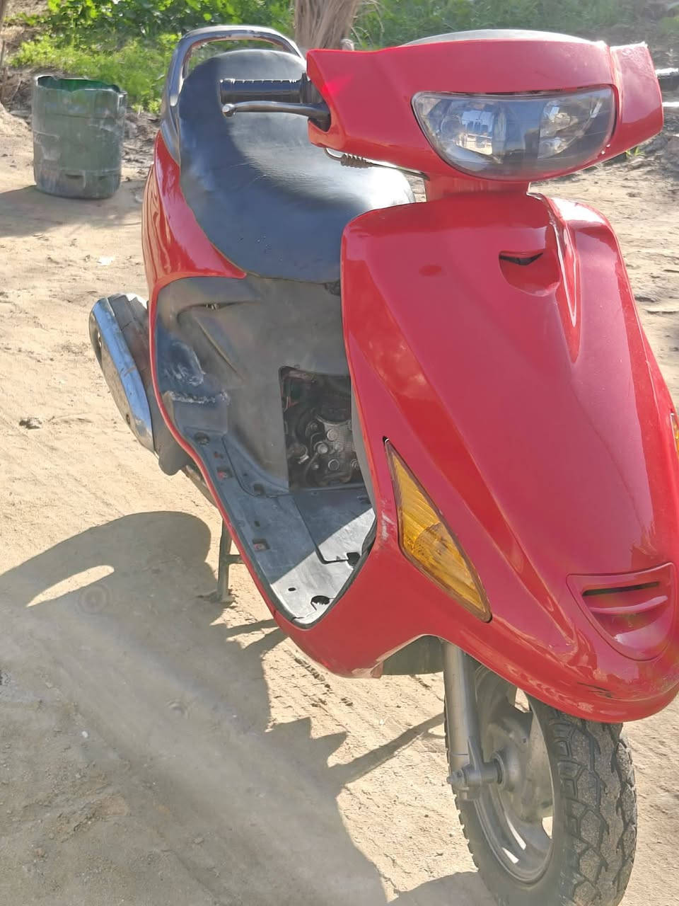 فراشه حاويه مامفتوح ولا برغي وين مايعجبك افحص ب 450 وبيها مجال ***********
