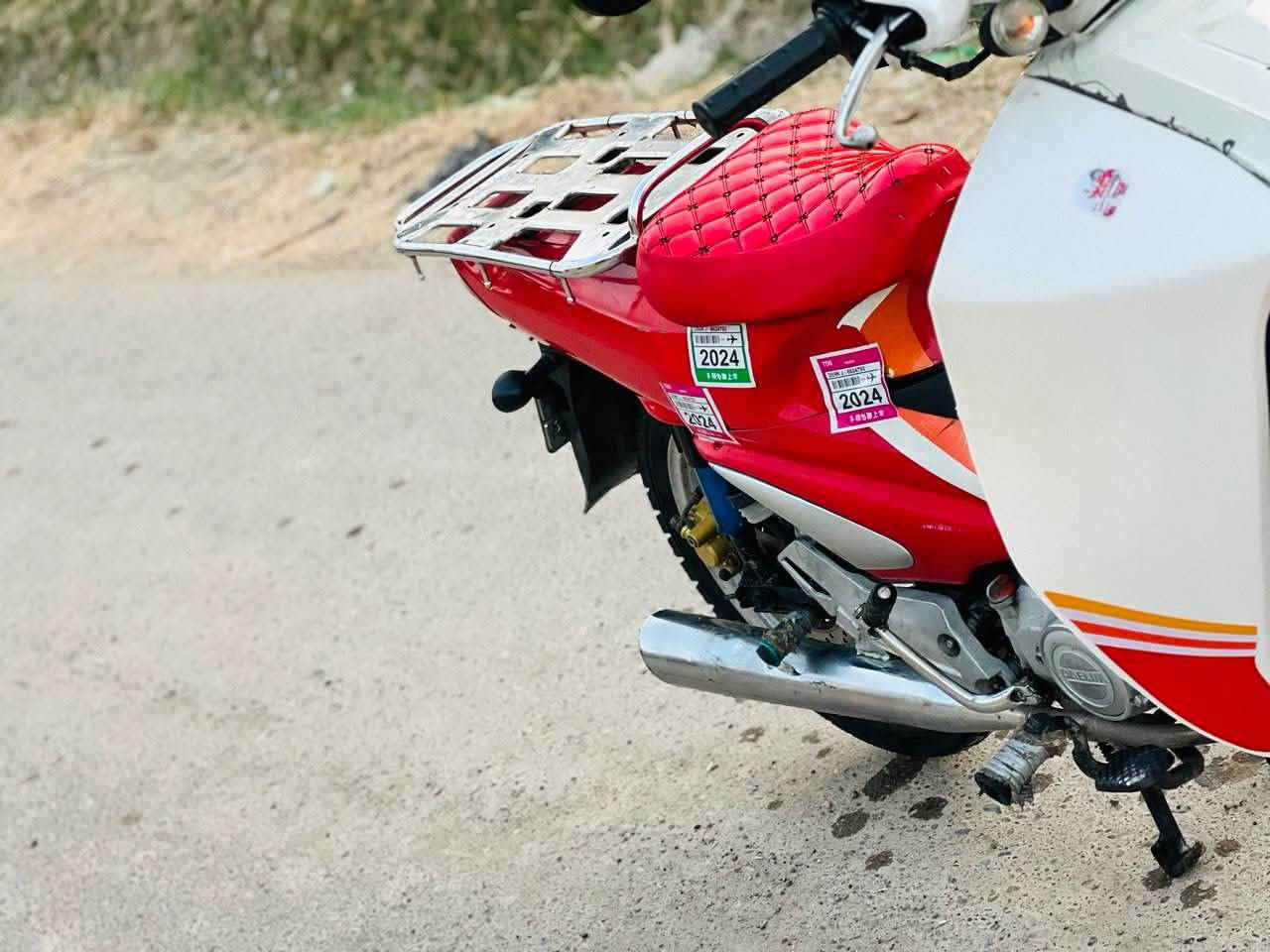 السلام عليكم دراجه سرفيز للبيع او مراوس بدراجه شحن ***********
