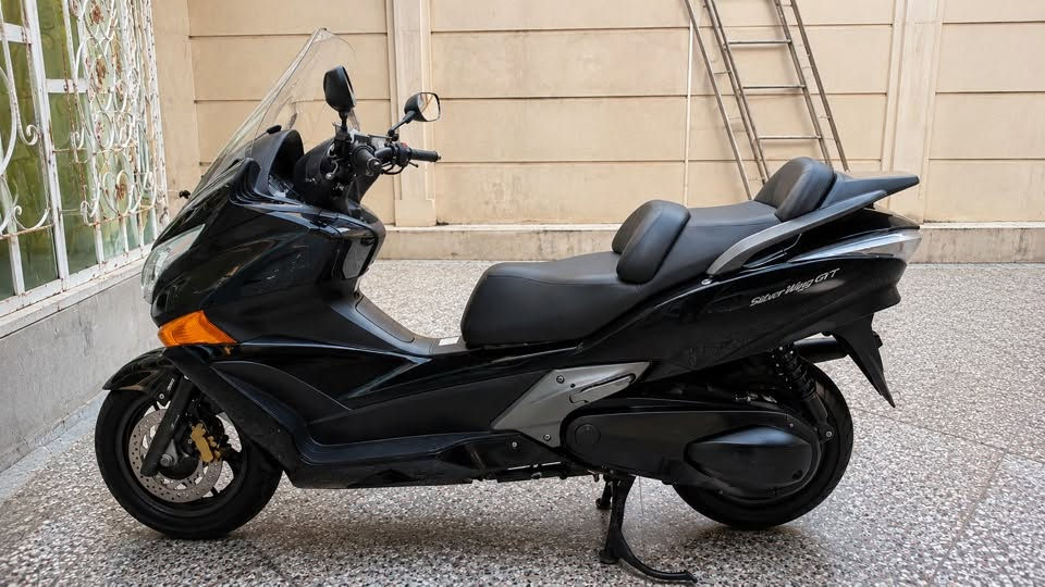 Honda Silver Wing GT ABS
للبيع. ماشية 24 الف فقط 
مكاني بغداد رصافة 
تواصل ***********
