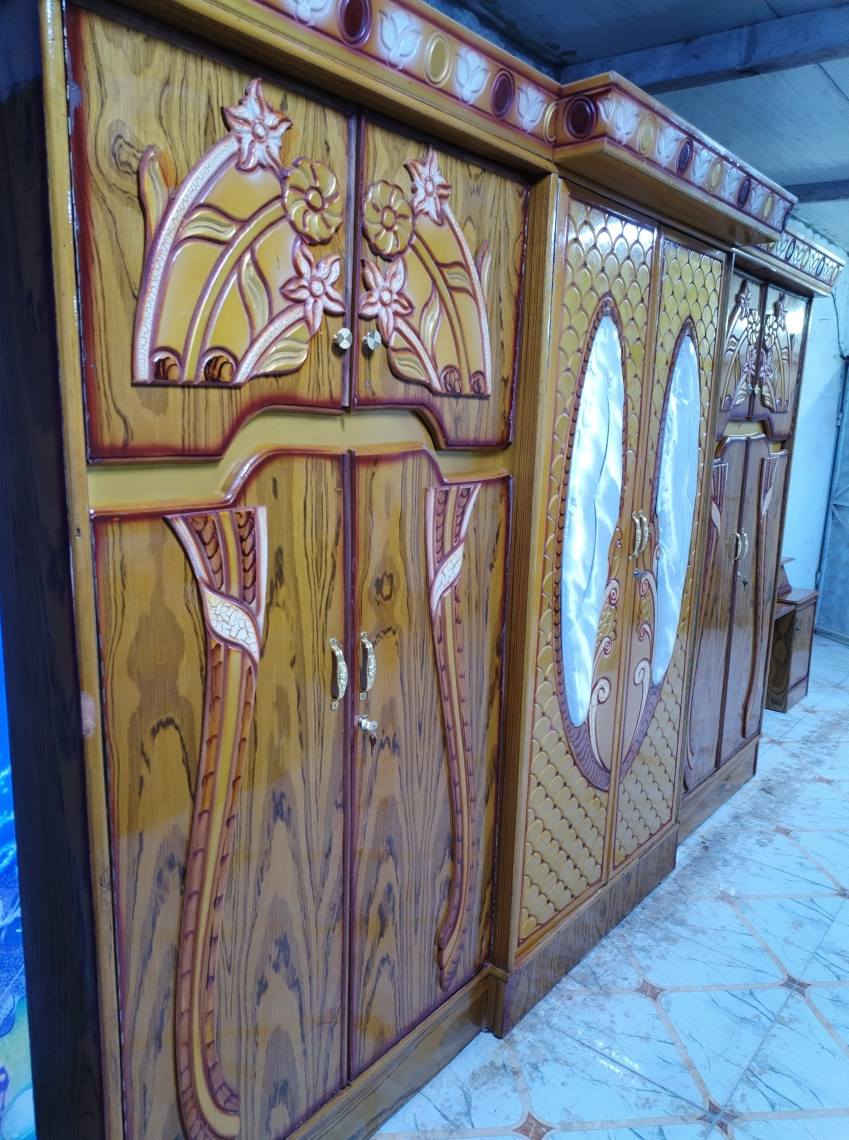 غرفه كامله ونضيفه مابيهة 
شي ب 375 وبيهة مجال للشراي خاص عنوان ديوانيه عمارات نسيج ***********
*********** ديوانية, القادسية
