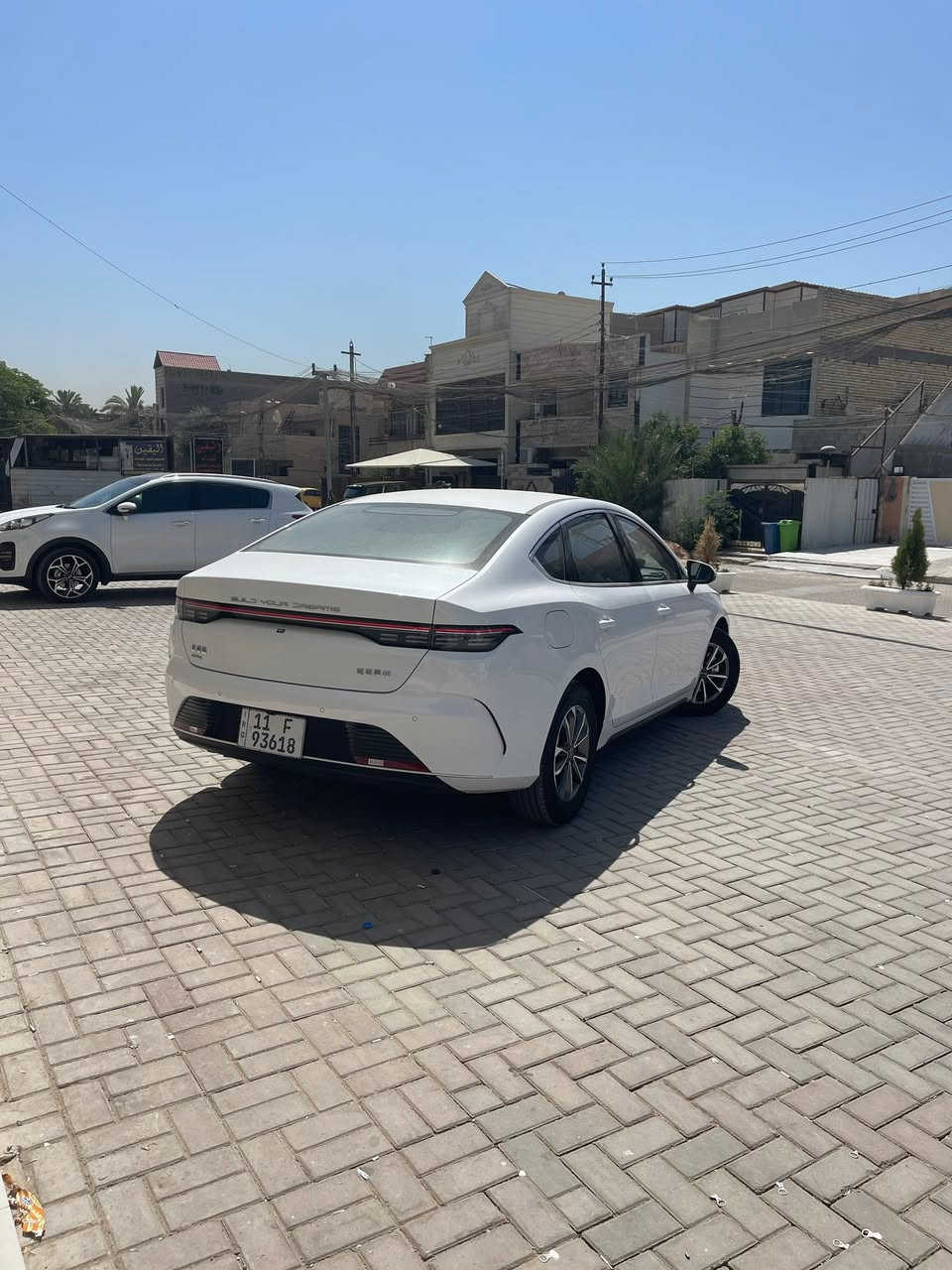 BYD

للبيع BYD دسترويل 2025 بحالة الزيرو

رقم بغداد 

مواصفات بصمة تشغيل

بصمة ابواب

شاشه قلابه

تبريد قطعتين

تبريد شاشه

وباقي مواصفات معروفه

السعر 21مليون او 200
مكاني بغداد العامرية
ماشيه 2000 كيلو 
للتواصل
 ***********
***********
