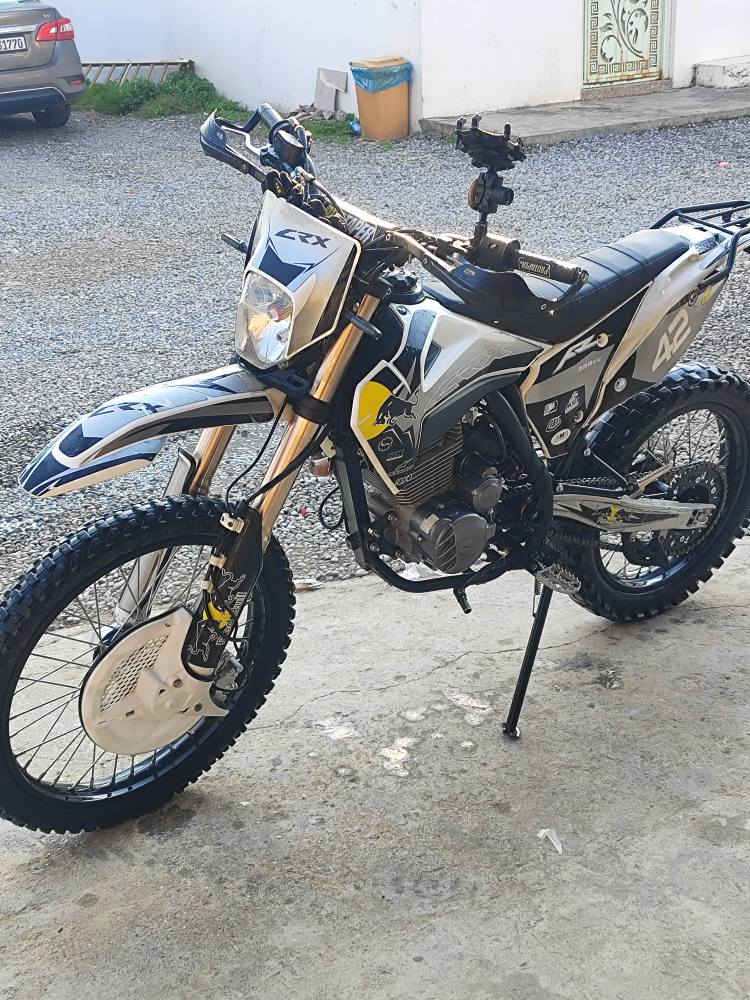 بۆ فرۆشتن ماتۆڕەکە کامل مەسروف کراوە ماتۆڕەکە زۆر پاکو بێ کێشیە زۆر خاوێنە بەس تایەی دواوەی کەمێ ڕۆیشتوە پارەکەت بۆ ئەگێڕمەوە گزۆزی تازە بۆ بەستراوە سامتو ڕەقە دو سەوتە مەکینە 300 تە دوهەزار ڕۆیشتوە ڕۆنی مۆتۆڵی تێکراوە وەک سەعات ئیش ئەکات سعر 8.5 نیو معامەلەیکی برایانە رانية, السليمانية


**إذا كنت صاحب هذا الإعلان وتريد حذفه لأي سبب، رجاءا أرسل رسالة إلى الدعم الفني**