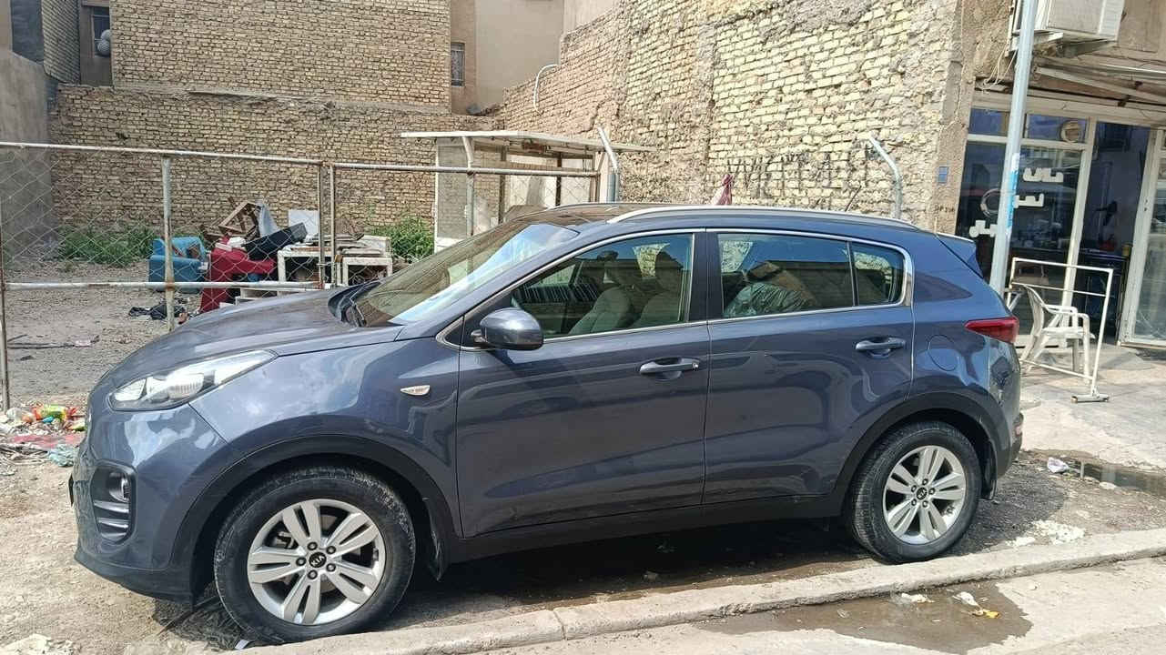 للبيع للبيع .سبورتج ٢٠١٨ .فول قمارة بانورما ..ماشية ٧٠ الف .محرك ٢٠٠٠ .مكانها بغداد .الاعظمية . السعر ١٦٧ وبيها مجال حتى سونار موجود .للاستفسار *********** يوجد واتساب
