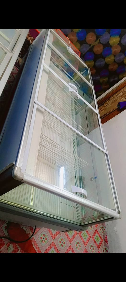 يا الله اسلام عليكم عارضات بطحيه لبيع تجميد بلاديات العنوان بغداد حي البتول الشراي  ينتصل و بل خدمه ***********
