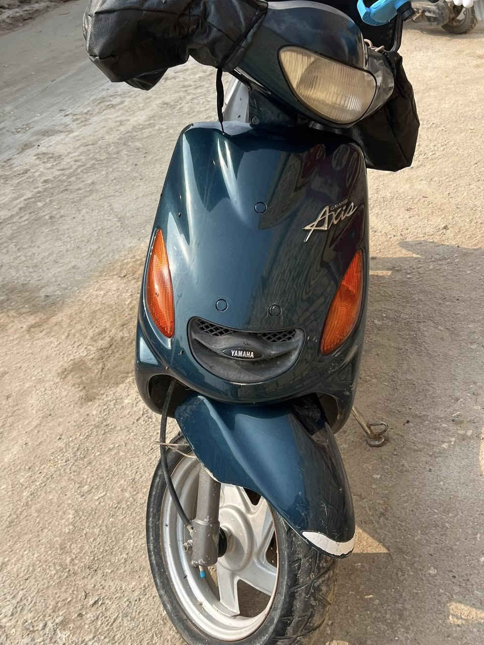 اكزز للبيع كلشي شغال بيه
مبدل بوش وبستم اصلي وصار شهرين من طالعه حاويه الله شاهد 
السعر٧٠٠ 
ناصريه مركز 
***********
