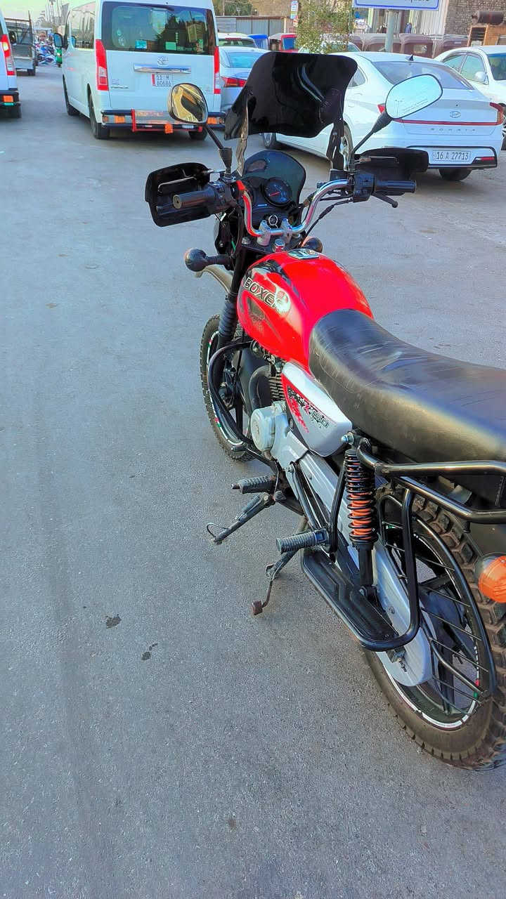 سلام عليكم بوكسر للبيع 2022
رقم انكليزي بغداد بسمي كهرباءيات كلهة شغالة عليهة ادامة كاملة مابيهة اي نقص باتري من شركت بيم ابو الحاسبة تايرات جدد تايلندي اصلي واي تفاصيل بلخدمة مكان بغداد الشعب *********** دراجة احتاجيت    فلو س علمود ابيع ورقم بغداد وحلو (١٧١٥٥) دراجة مرتبة وحلوة وبلعافية علة لي يخذهة متوفر واتساب         السعر 2700 وبيهة مجال
