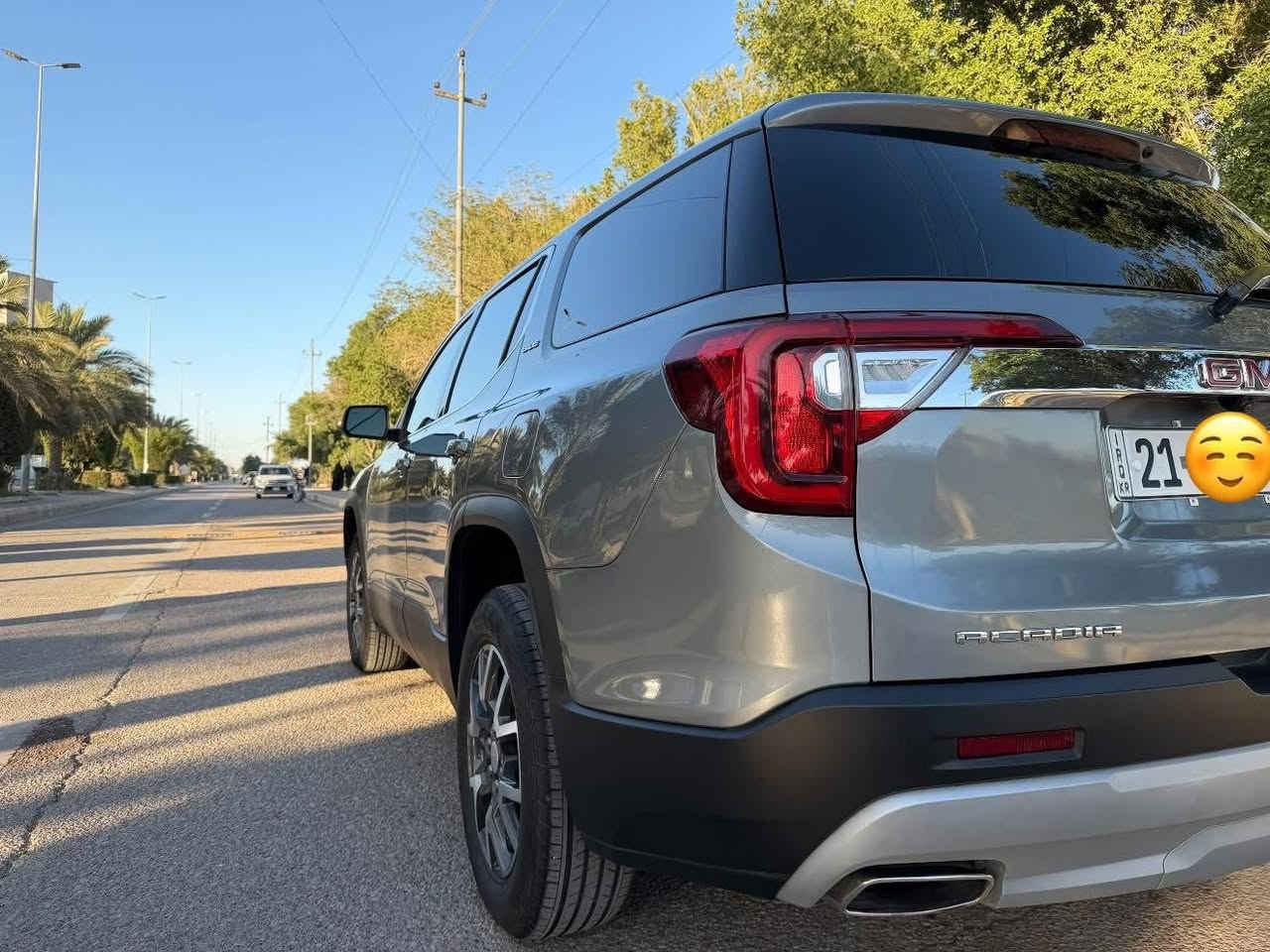 جمسي اكاديا ٢٠٢٣ للبيع  فئة SLE مرقمة سليمانية سنوية باسمي تحويل او وكالة باي وقت
الضرر جاملغ وبنيد جانبي وشوي من الباب وموضح بالصور والبدي نظيف جداً والتصليح درجة اولى
اريباك ستيرن 
السيارة جاهزة على الاخير بدون اي مصرف حتى دهن وفلتر مبدل
المواصفات : 
محرك 2000 تيربو الكير ٩ نمر انطلاقة طياره وبدون صرف نهائي وبانزين عادي
رادارات امامي ومنبه ماقبل الاصطدام على الزجاج الامامي
تحديد مسار 
 لايت LED  زنون
سايد بريك بصمة
غرفة VIP
داخل مطعم موديل خشب 
 شاشة كار بلي وايرلس
3 انظمة قيادة
اربع بصمات 
رادار نقاط عمياء
سبير  ارضيات كاملة 
تخم اطارات جدد  
ماشية 17 الف فقط 
السعر 214 ورقة
للاستفسار الاتصال على الرقم
***********
مكان السيارة ميسان - العمارة
