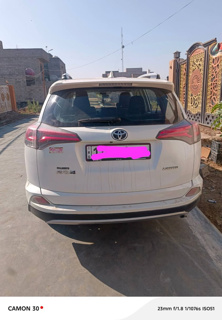 للبيع تويوتا راف فور موديل ٢٠١٨واردامريكي لمتد رقم بغداد إنكليزي     فول مواصفات 
   فتحة سقف بصمة ابواب بصمة تشغيل مثبت سرعة رادار امامي رادار خلفي ثلاثة وضعيات قيادة
صندوق كهربائي اوامر صوتيه نقطه عمياء. ضرر قطعتين باب الامامي جهة السايق والجاملغ الامامي نفس الجهة السيارة ماشية ٥٤الف ميل  الخاص مفتوح. . رقم الهاتف***********
