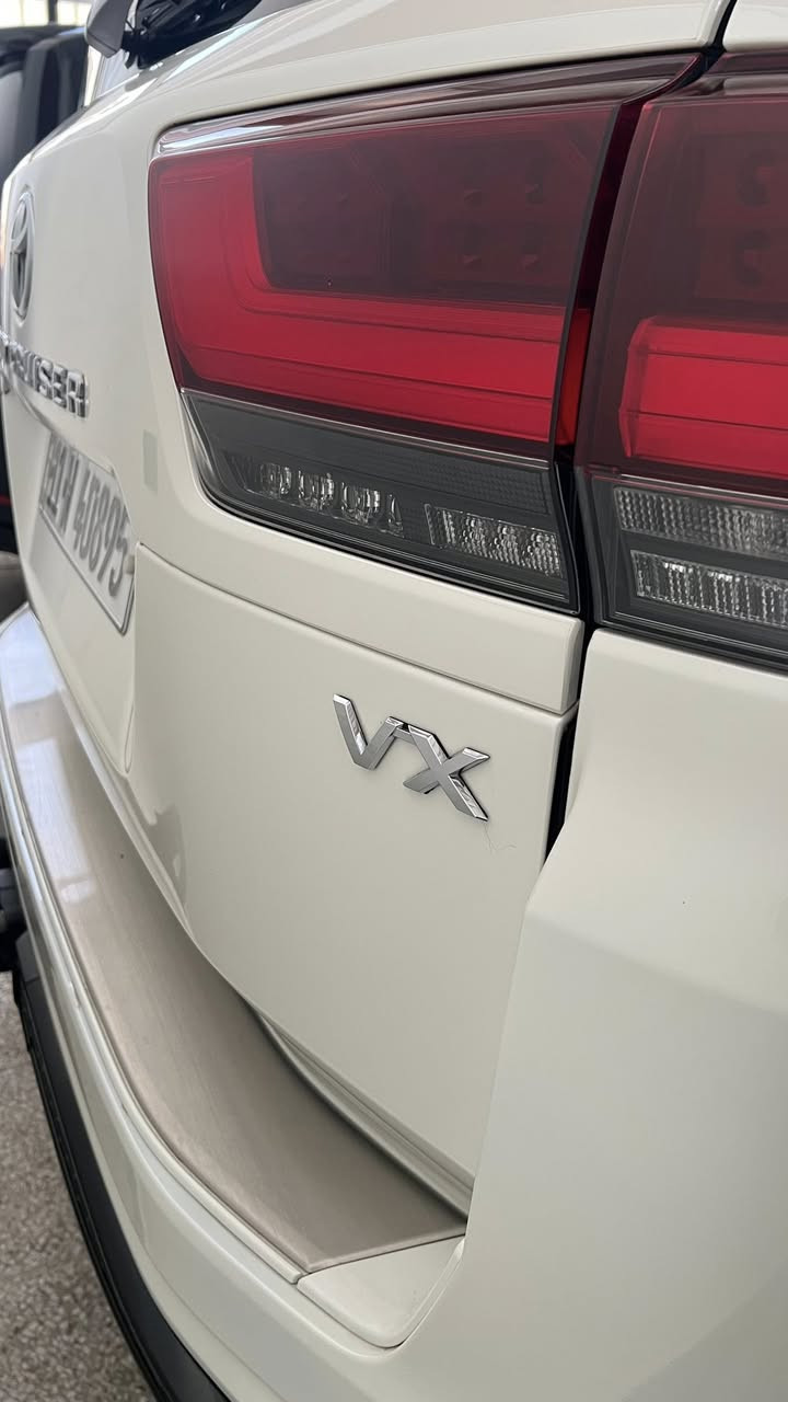 لاندكروز 2022 بريم اصل VX
السياره كفاله عامه 
ماشيه 36 الف
محرك 4000 تنفس طبيعي 
فول موصفات 
رادار 
شاشه جبيره
شاشات خلفيه 
سماعات أذن بلاد
قياده ذاتيه
تنبيه مسار
توقف ذاتي 
هواي موصفات

***********

 العنوان : بغداد- الرصافة - معارض النهضة - ( الفرع الثالث )
