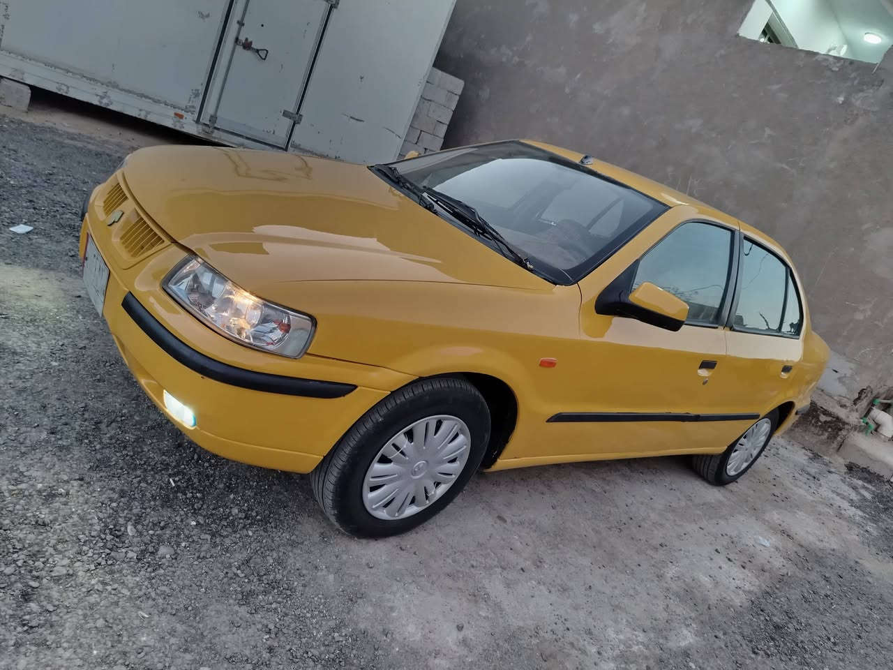 سمند 2011 رقم بابل مكينه وگير وحداديه وتخم تاير كله جديد الگشر مكفول من ضربه رشيته عام لان جارده عظم كلش حلو السعر ٣٣ وبيه مجال للشراي عليه غرامات ٤ اوراق يقطعهن اليشتري للاتصال ***********
