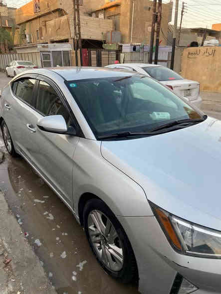 السلام عليكم
للبيع 

النترا 2019 وارد امريكي 

حادثها باب السايق والباب الوراه 

سياره نظيف استعمال شخصي 

ماشيه 74 m 

محرك كير مكفول 

تبريد ثلج ❄️

شاشه 🖥️

كير At المرغوب 

محرك 2000 

السعر (145) وبيها مجال 

(***********)
