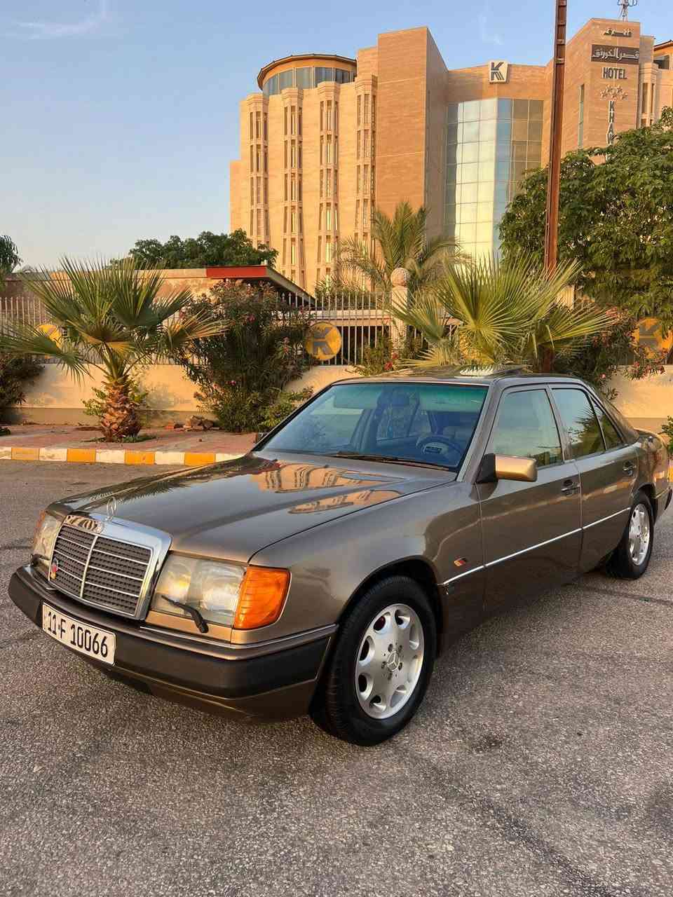 السلام عليكم
مارسيدس دب للبيع او مراوس  حسب القناعه 

غرفه بيجي جلد 

تبريد ثلج توني مسوي 
سلايت شغال
  زنون 

حدادية 

كير محرك جدد بلاد عنكبوت 

رقم بغداد دولي العنوان الناصريه شارع بغداد 
سعر 85

 ***********
