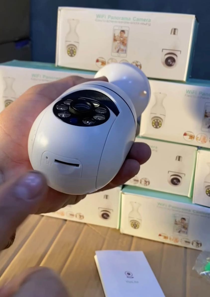 كامره جديد بل باكيت فول موصفات دواره 360 درجه فول HD تدعم المايك  ومزوده بخاصية التصوير الليلي  تدعم تكبير وتصغير وتدعم المايكرفون مدمج وسبيكر لتواصل الصوتي المباشر  تدعم مستشعر اي حركه غريبه الي مهتم يتمم 20 وبل عافيه للحجز خاص او على اتس *********** بغداد, العراق
