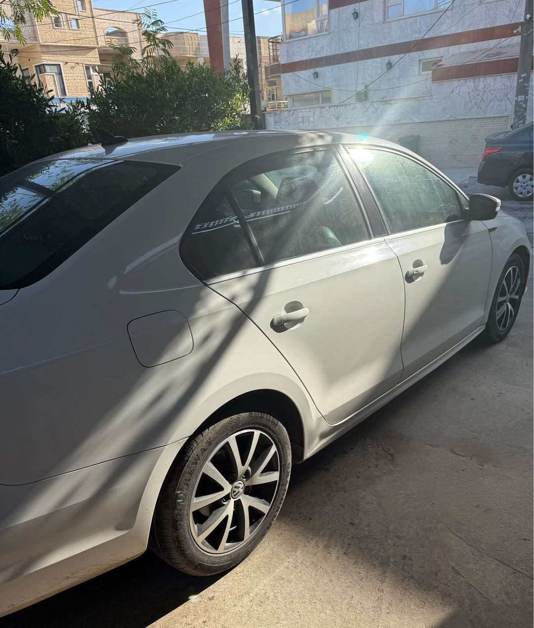 جيته 14تؤربو يه ك پارچه ى هه يه به س بونيت دووجيى سارده كوته به س ئه رباكى سوكاني ته قيوه سياره كه زور خاوينه به ناوى خوشمانه بوزانيارى زياتر په يوه ندى به*********** أربيل, العراق
