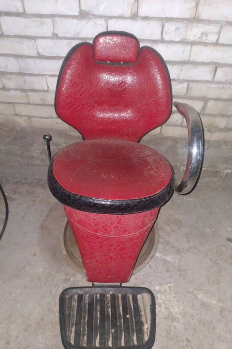 سلام عليكم كرسي نضيفف مكاني بغداد حي اور 