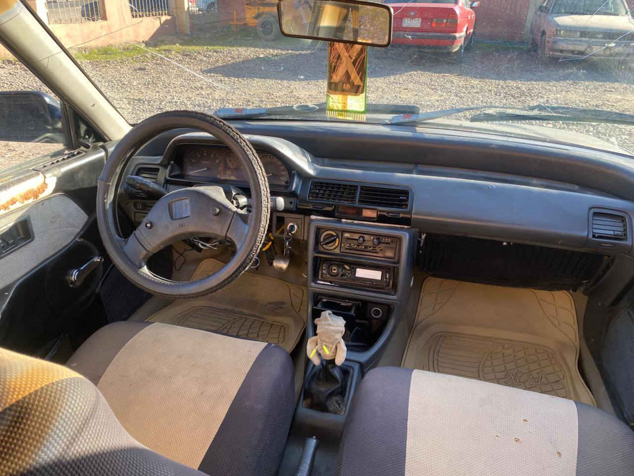 السلام عليكم هونده للبيع كير جديد محرك بي بدايه تبخير صدره جديد تدفئه شغاله تايرات جدد  مسجله بيه وكاله السعر 10وبيه مجال الاتصال عل رقم ***********
