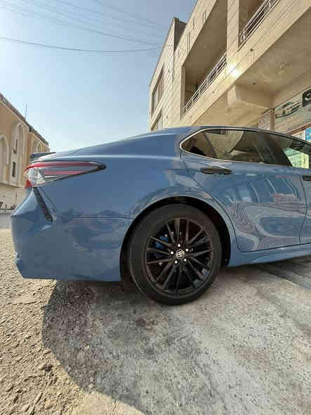 تيوتا كامري  موديل 24
مواصفات  SE
 داخل اسود 
كشن جلد اصلي من شركة تويوتا
شاشة كبيرة 
تحكمات ستيرن 
شفتات ستيرن 
3 وضعيات قياده 
رادار امامي
رادار جانبي 
حساسات 
لايت زنون 
ويل كب اسود بلاد 
ايرباك سليم شرط
لون مميز ماشيه 30 ميل 
بدون ارباك  السيارة جديدة كلش وحادث سطحي مصلحه كله بلاد اي قطع مابيهة تبديل نفسهن مصلحات حته دعاميه نفسه بلادي 
صور الحادث بالمنشور وسونارها منشور 
السعر  212 بي مجال بسيط 
 ***********

📍مكان السياره بغداد الكراده
