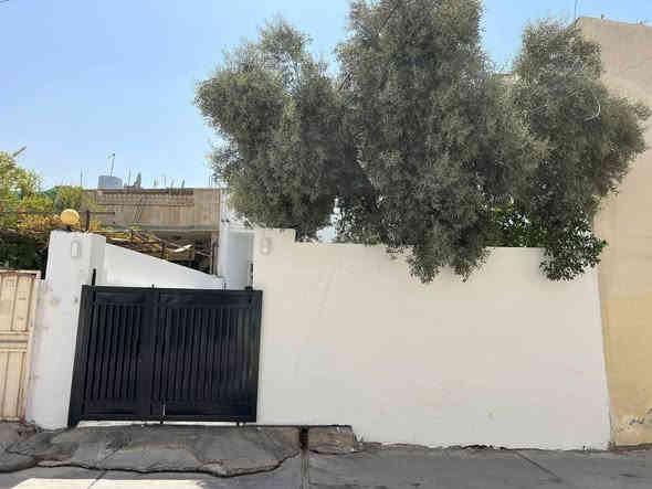 🏦#بيت_ ايجار 
 .❤️❤️ايجار❤️❤️. #مقابل_شارع13__متر🌲 VIP ||موقع ممیز  || فول 
   || ايجار 
قريب  شارع100
 🌍#الموقع ||  اربیل|| حي باداوه  ||
 
🧱#المساحة ||  217متر     

🗄#یتکون بیت ||  2 غرفة نوم مطبخ  مطبخ عمل و 1 صاله استقبال و 1 حمام بیتونە  

💰#الســعر || 350 الف و + تمينات
📠#للاستفسار اتصلوا ........
📴فایبر واتساب ***********
