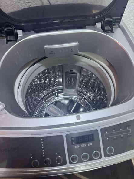 غساله سامسونك 15كيلو بعدها جديده سعر 250رقم صاحب غساله ***********
