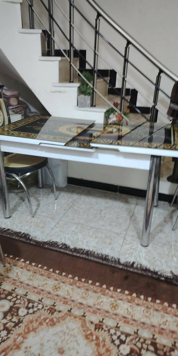 ميز يتكبر ويتصغر ويا6كراسي اي ضرررمابي السعر 100 المكان الدوره


**إذا كنت صاحب هذا الإعلان وتريد حذفه لأي سبب، رجاءا أرسل رسالة إلى الدعم الفني**