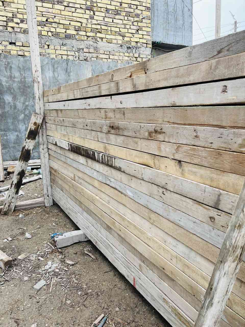 لوح 4 متر + لوح 3 متر + سير 3 متر + مقاصير للبيع عنوان حله ***********
