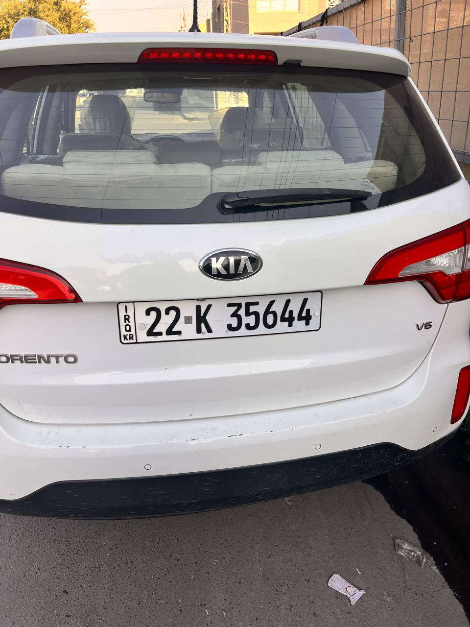 السلام عليكم سورنتو ٢٠١٥ خليجي 
٦سلندر ٧راكب ٣قطع تبريد 
فول عده البانورما رقم سليمانيه بسمي 
تريد تحويل أو وكاله 
مكفوله بس شبر صبغ جاملغ الخلفي 
عنوان بغداد حي العامل السعر ١٩٥وبيها مجال بسيط 
***********
