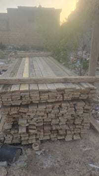 ٣ مكعبات لوح ٤متر للبيع العنوان بغداد الحسينيه ٠٧٧٠٨٨٥٢٧٧٠
