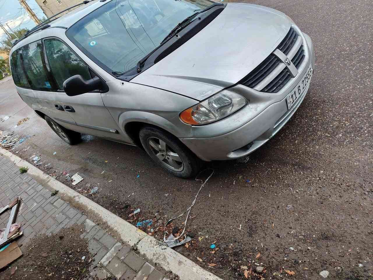 دوج كرفان بسمي موديل 2007 محرك كير تبرير 3قطع جيد جدا بيه جاملغ تبديل امامي بدون داخل السعر 73 مكان بغداد منصور الإسكان ***********
