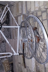 بايسكل • عجلات ٢٠ • مع اغراضه