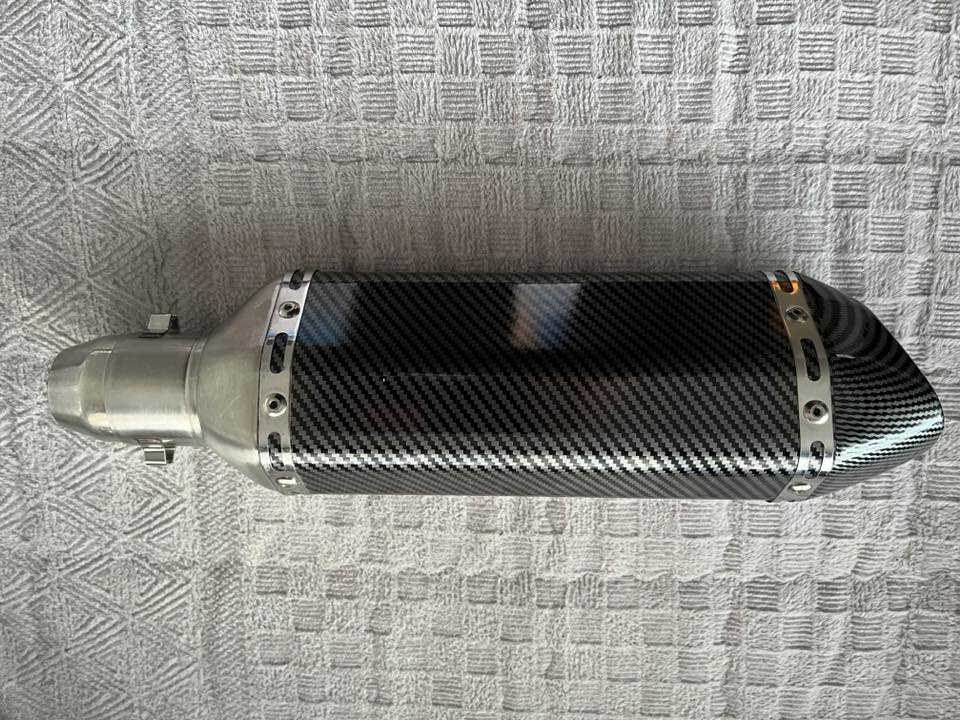 صالنة (اكزوز) جوكر بدون ركبة للبيع
*فايبر كلاس 

*بيها كاتم 

*مامستخدمة ولا مرة طك كارتون 

 الاتصال ***********
